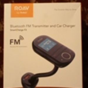 BLUETOOTH FM TRANSMITTER AND CAR CHARGER.. SMARTCH